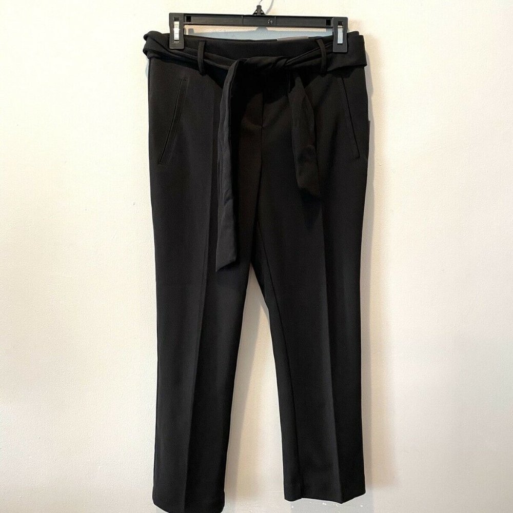 One By Chapter One NWT Pull On Slim Leg Capri